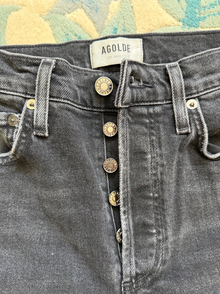Agolde High-Rise Button-Fly Jeans In Washed Black Gray
